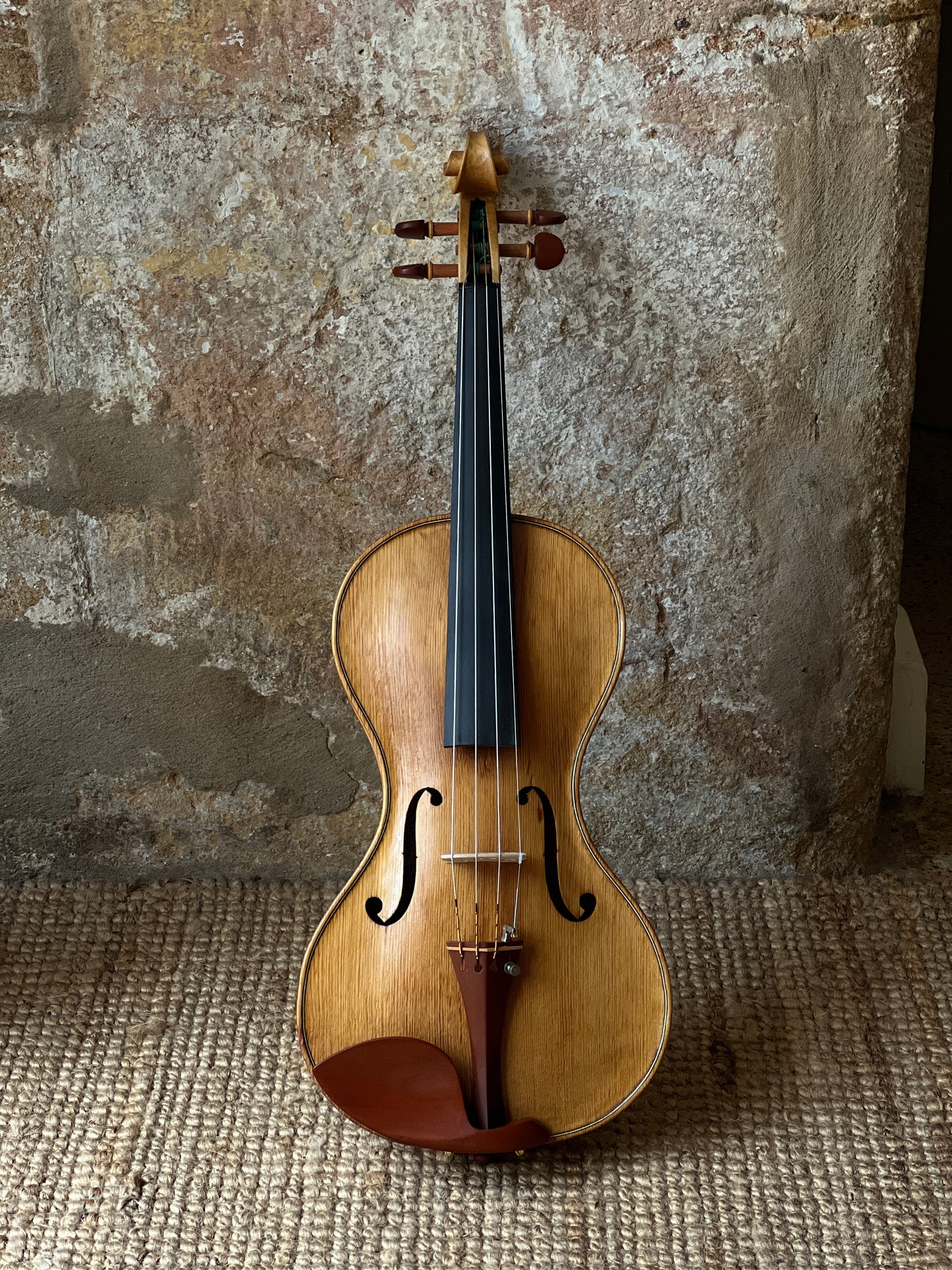 Cornerless violin in Maple and reclaimed Western White Pine # 73